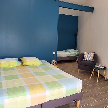 Le Clos Des Figuiers - 3 Chambres D'Hotes De Charme Duravel Eksteriør billede
