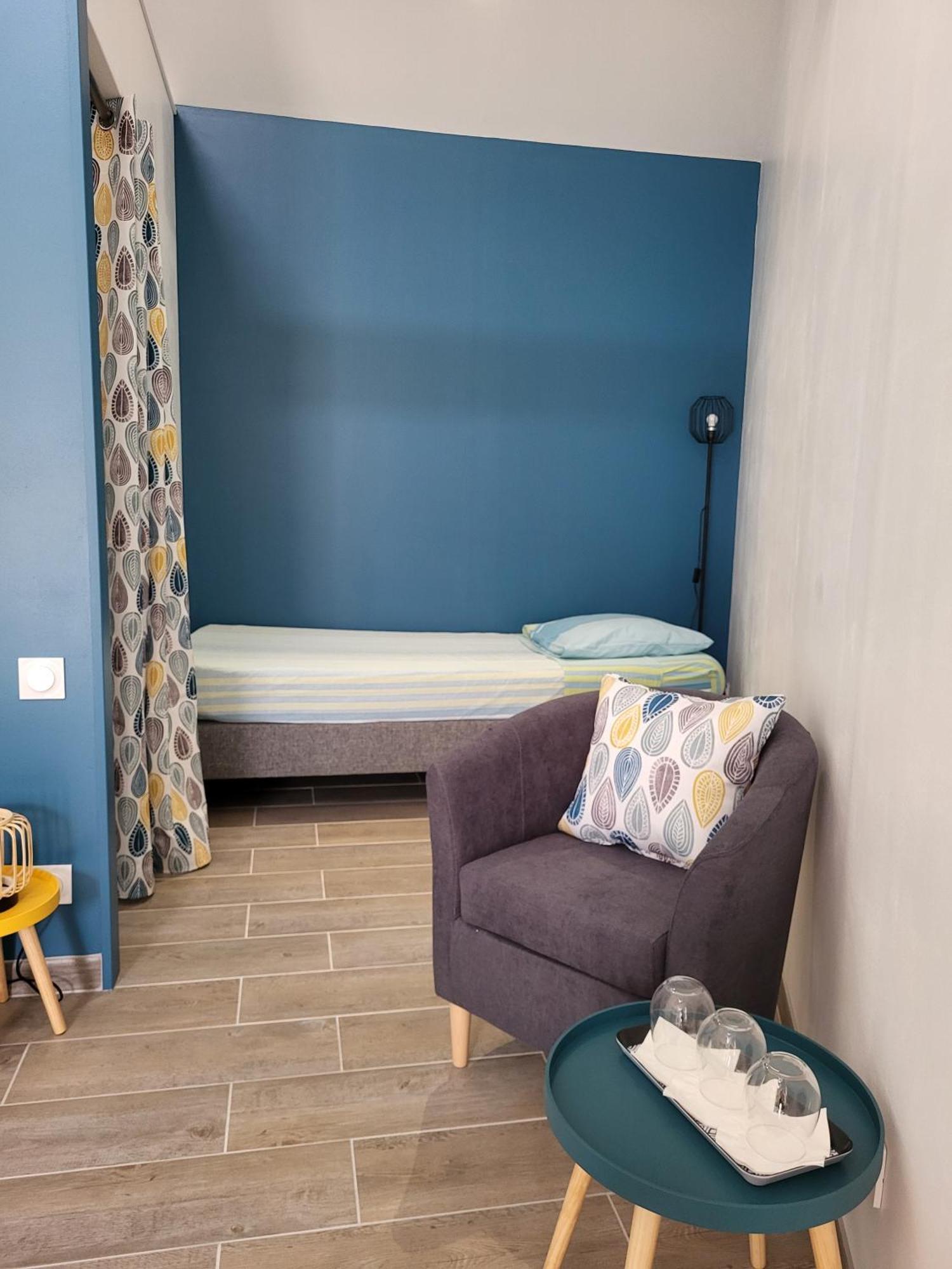 Le Clos Des Figuiers - 3 Chambres D'Hotes De Charme Duravel Eksteriør billede